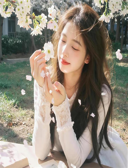 《潘金莲之花弄月》观影前必读指南开创性的：背景知识与准备工作，幕后花絮